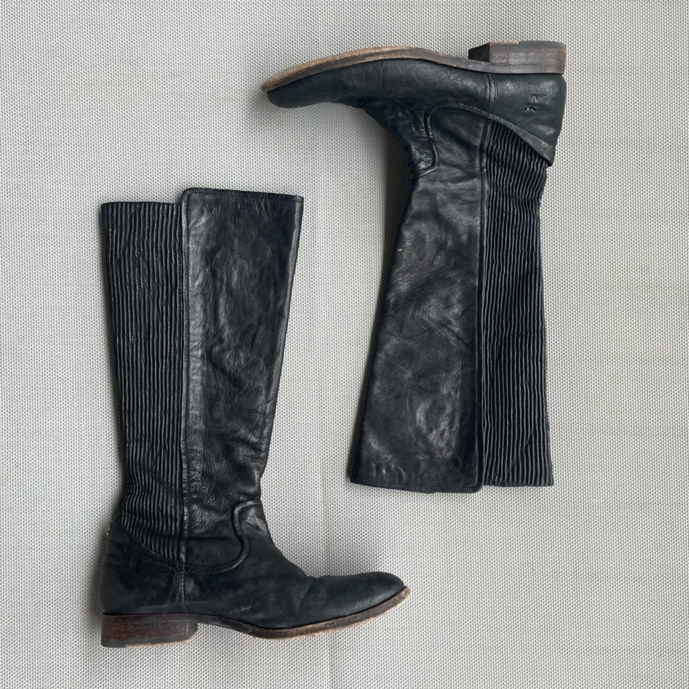 Frye Rider Boots size 7 Black